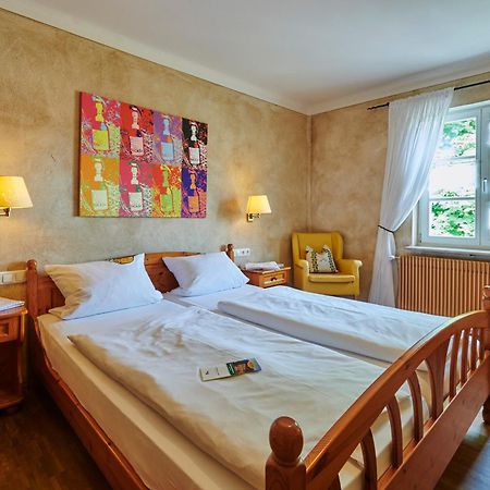 Hotel & Brauereigasthof Drei Kronen Меммельсдорф Экстерьер фото