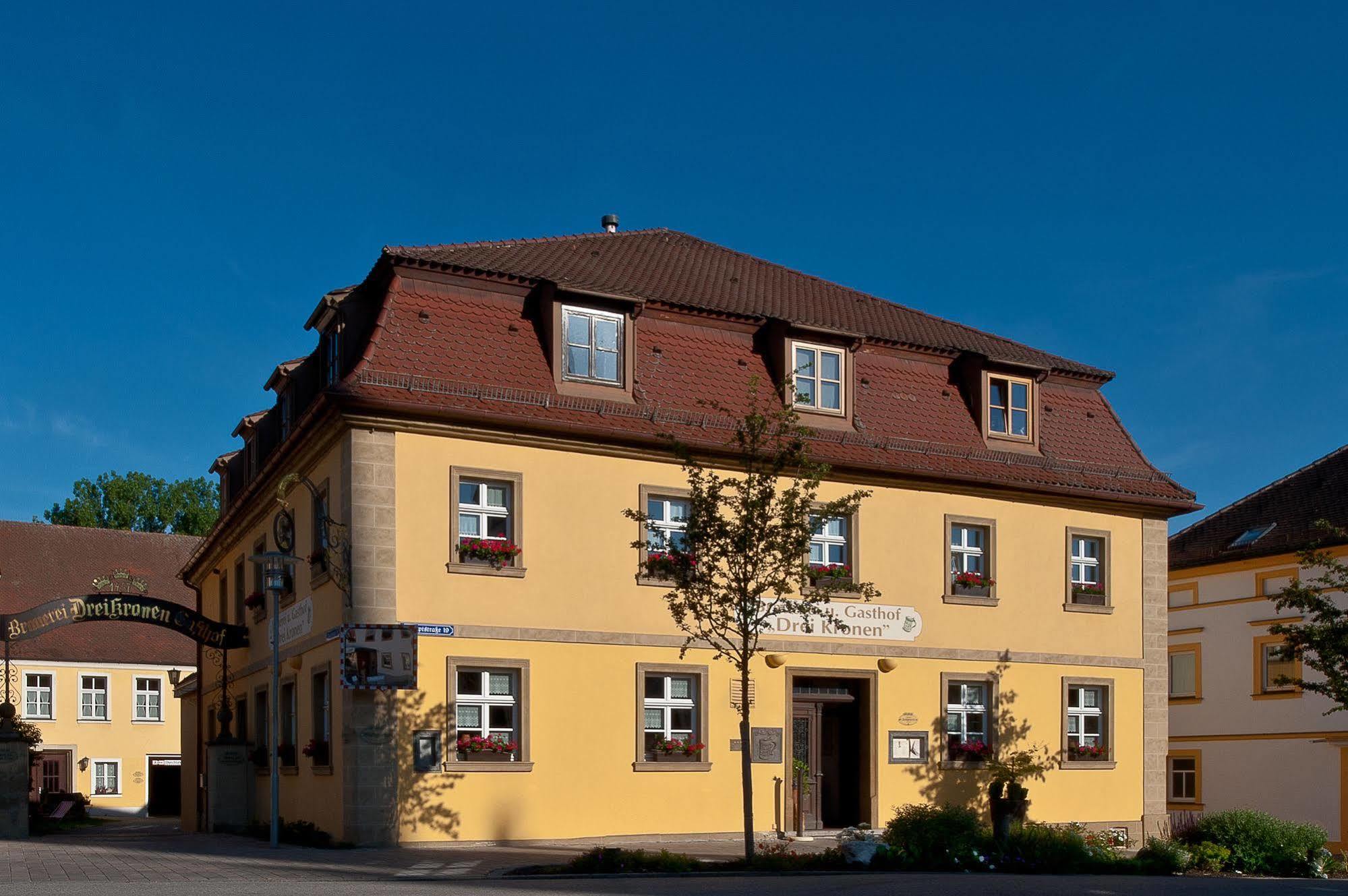Hotel & Brauereigasthof Drei Kronen Меммельсдорф Экстерьер фото